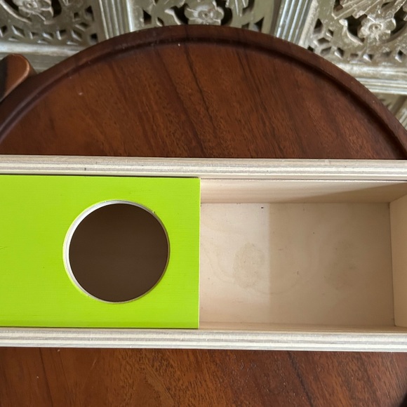 Lovevery Sliding Top Box green - Picture 5 of 5